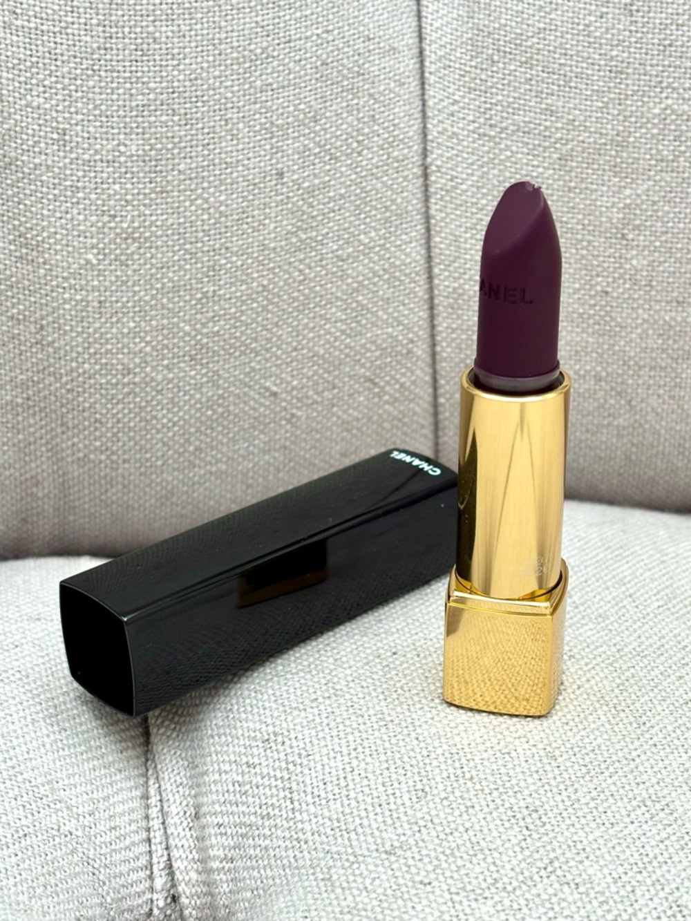 🖤 Chanel Rouge Allure Velvet Lipstick 307 L'Impatiente #307